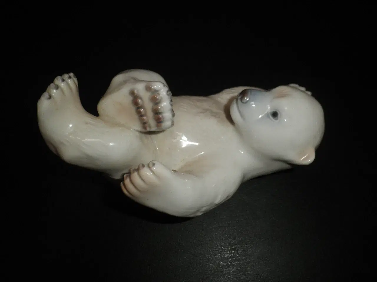 Billede 6 - Royal Copenhagen isbjørneunge nr. 536