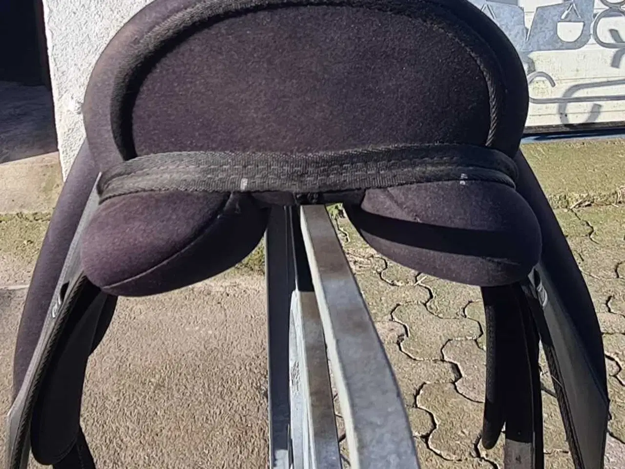 Billede 5 - Dressur sadel m underlag