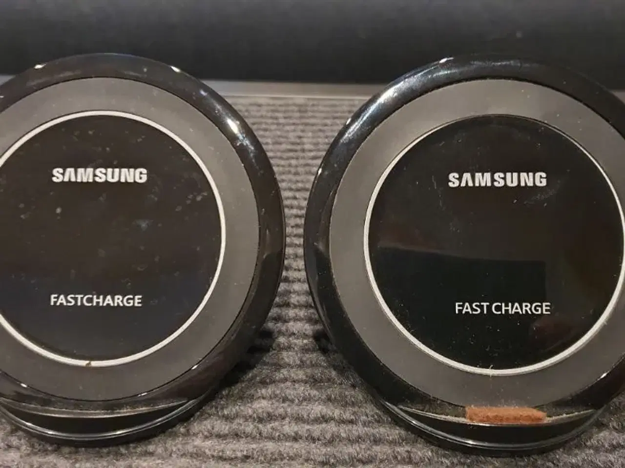 Billede 2 - Samsung Original Trådløs Lader 2 stk