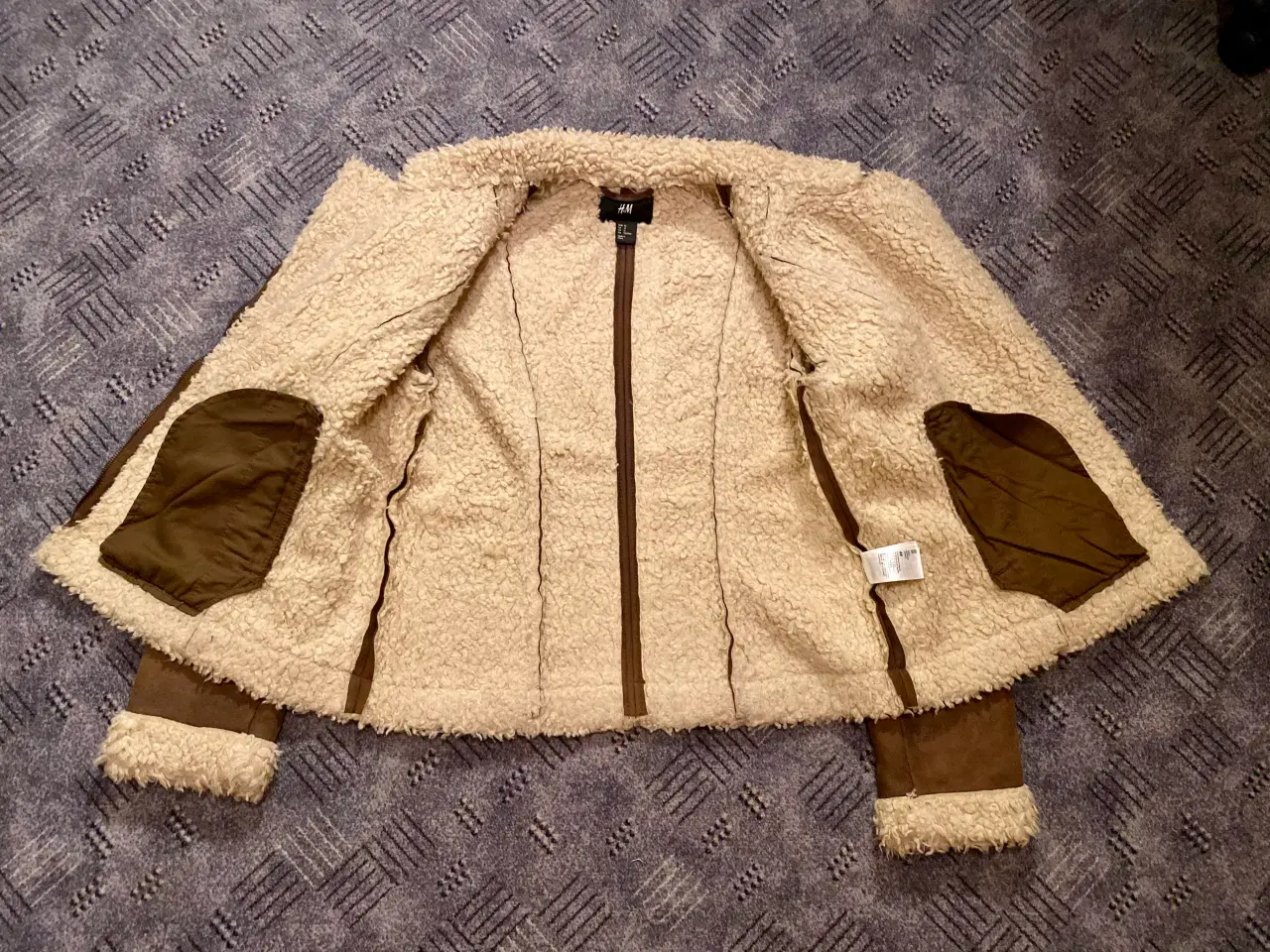 Billede 19 - H&M varm jakke med faux fur foer - 42