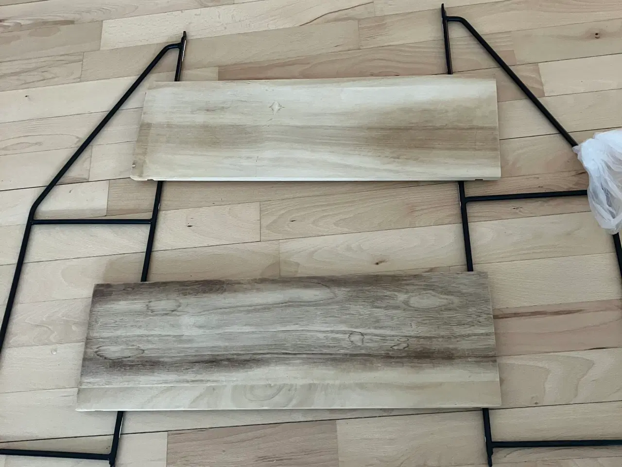 Billede 1 - Hylde til væggen