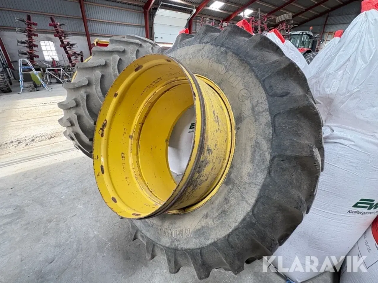 Billede 2 - Tvillingehjul Firestone 20.8 R38