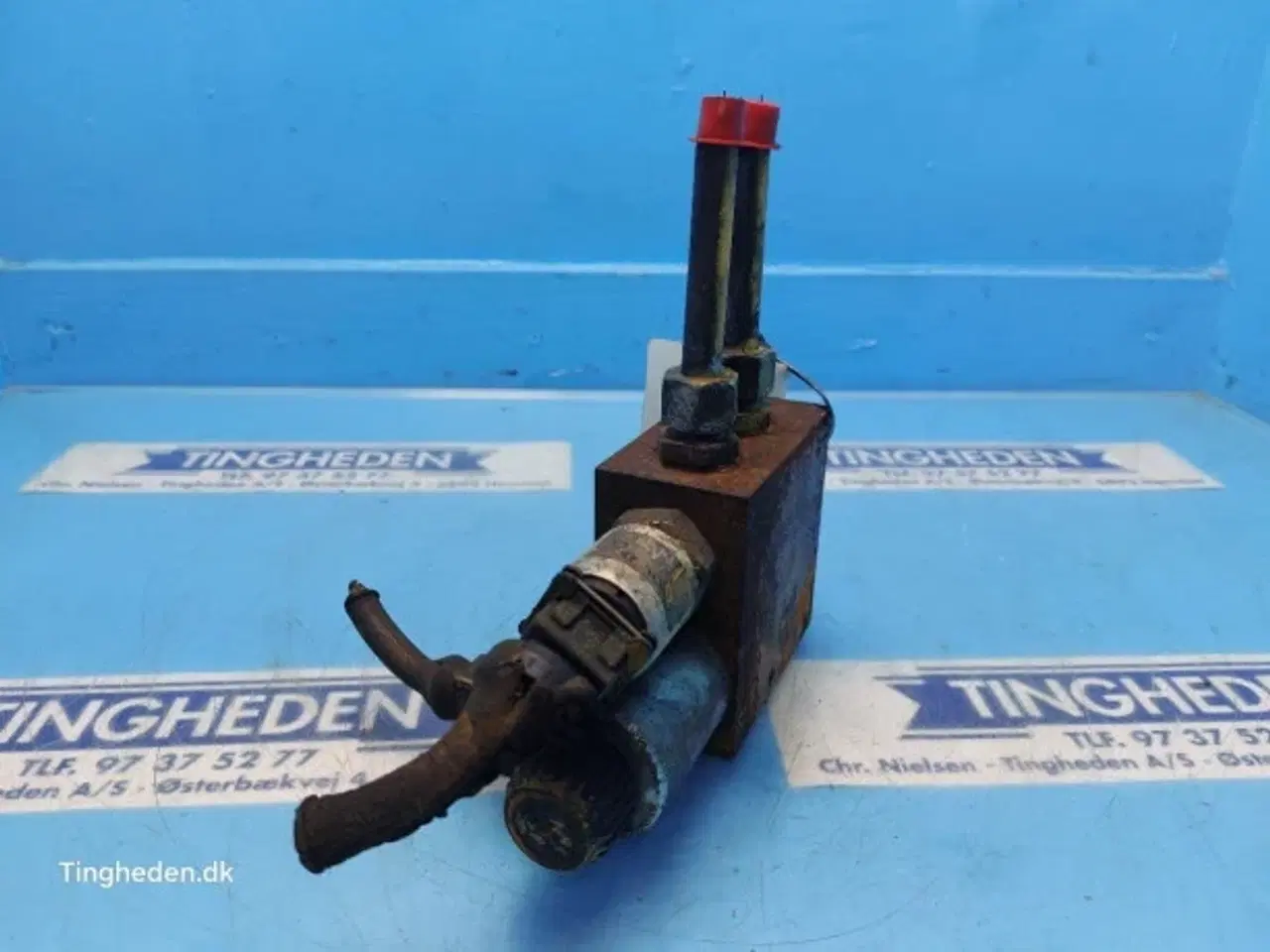 Billede 10 - New Holland TX68 Hydraulikventil 84097019