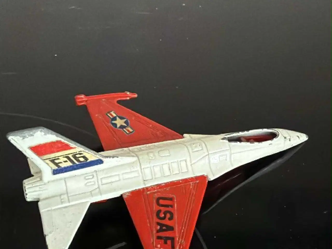 Billede 1 - Matchbox fly