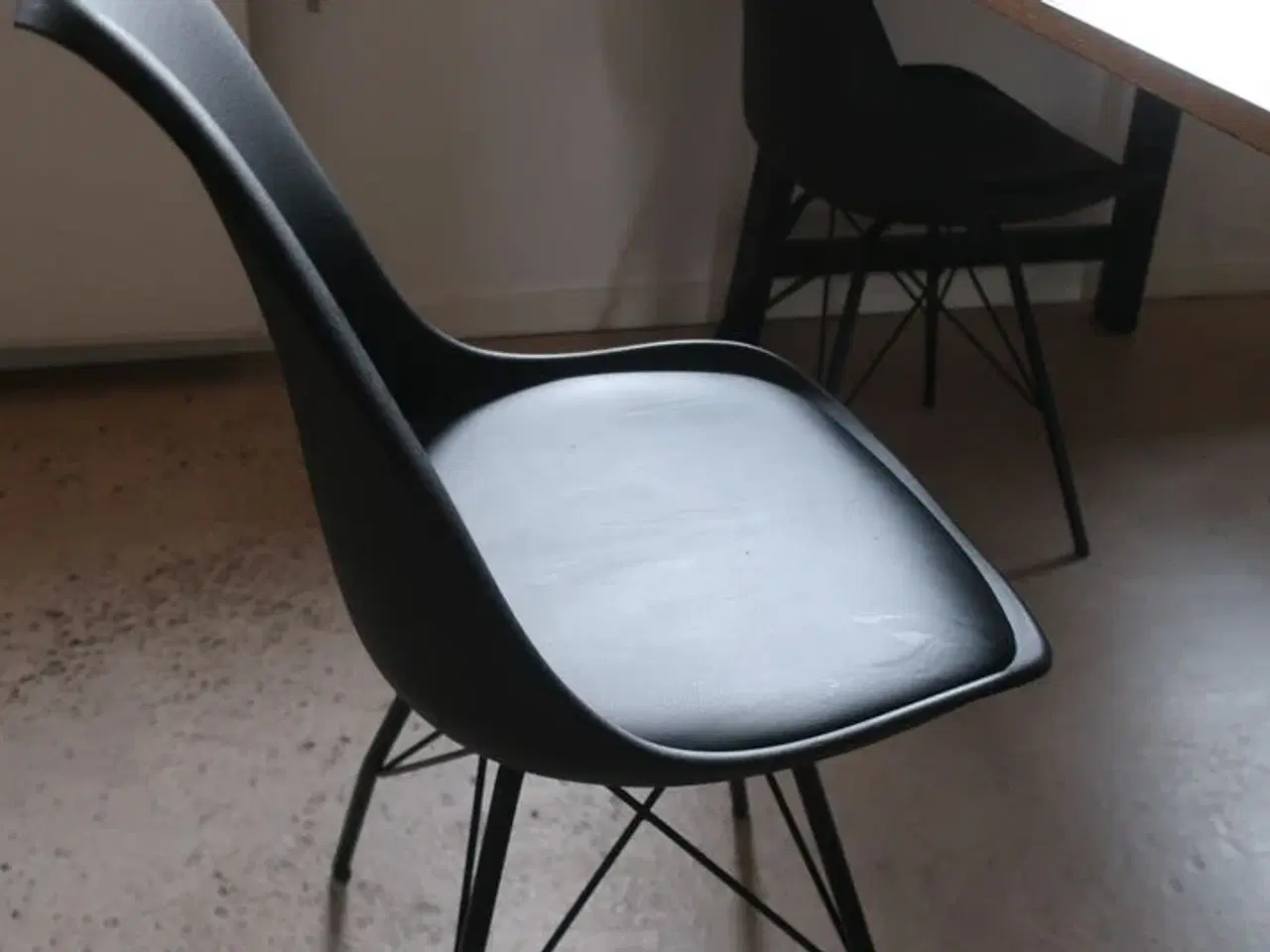 Billede 10 - Spisebord 190x90 med stole