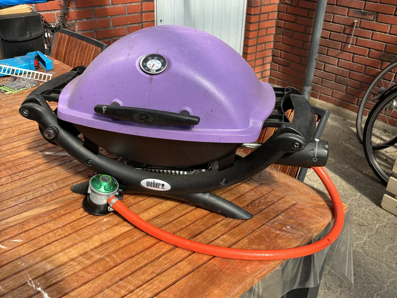 Billede 1 - Bordgrill med afsætningsplader: WEBER