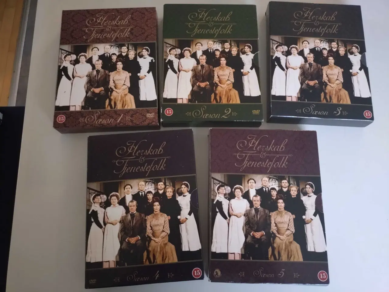 Billede 5 - Tv serier