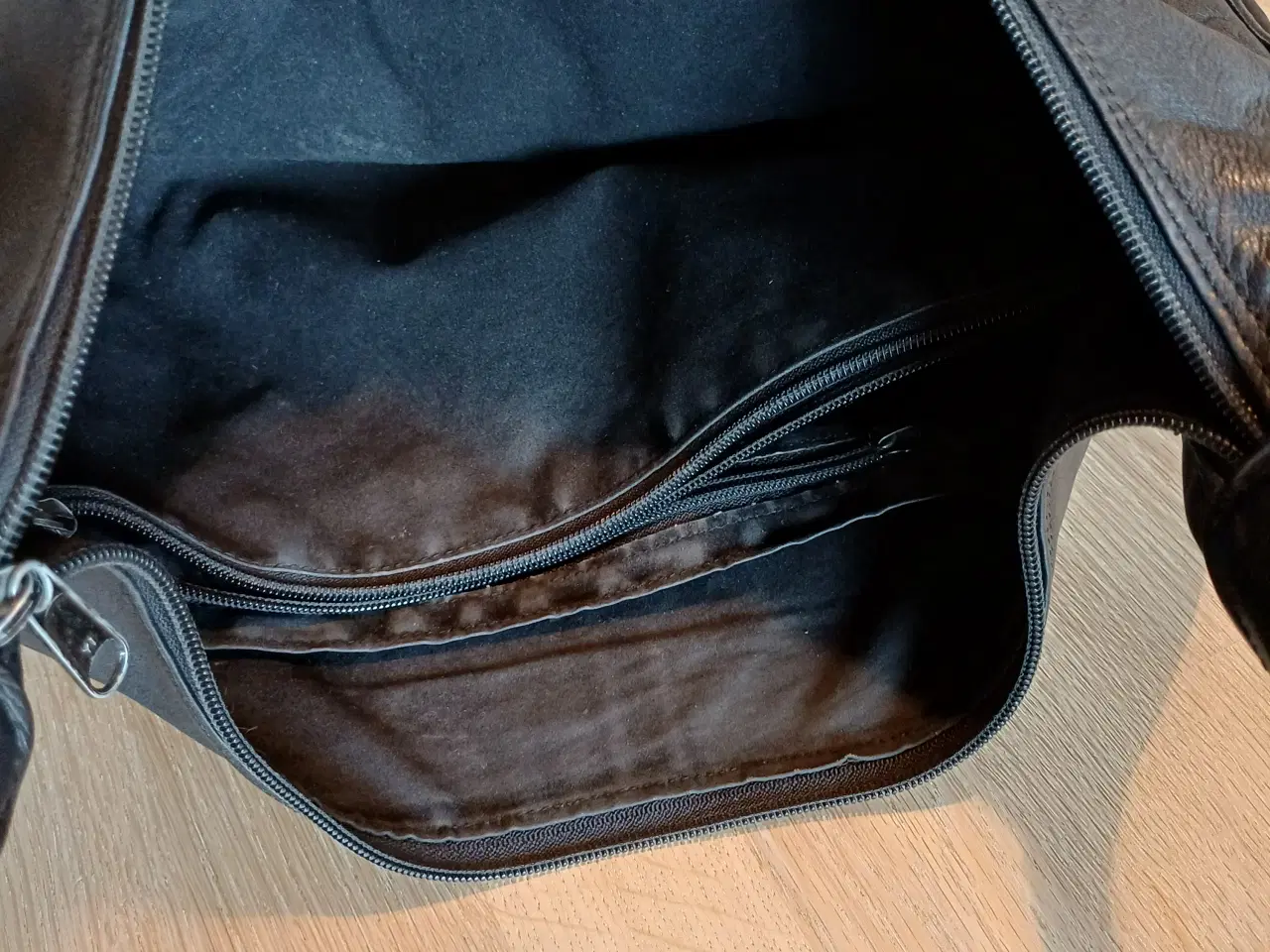 Billede 3 - Adax skind taske