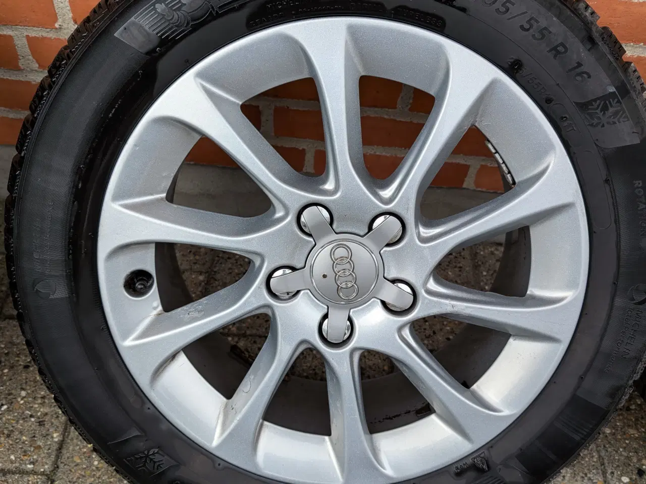 Billede 4 - Originale AUDI 3 Alufælge