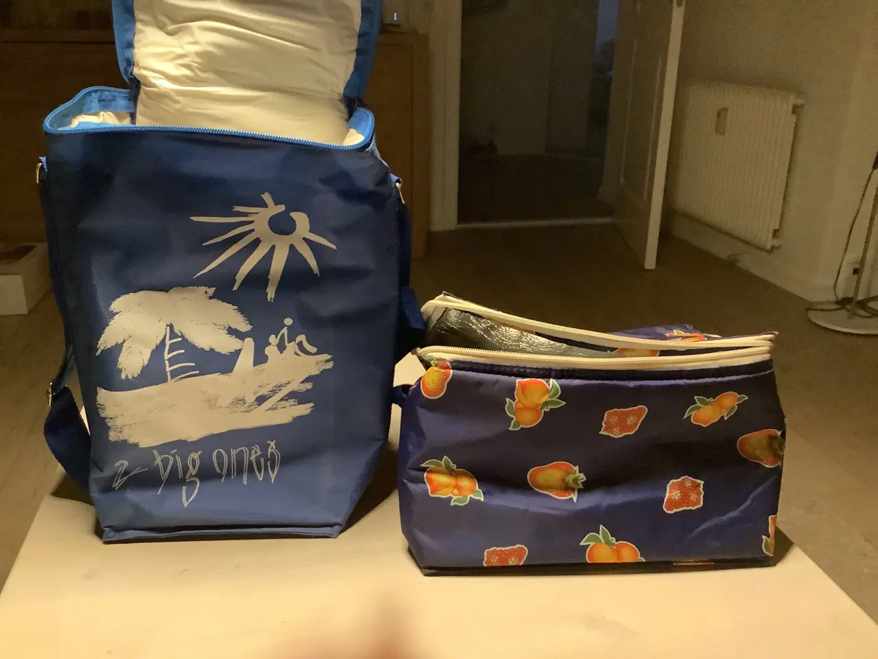 Billede 4 - Lille køletaske med bærerem + 2 mere 