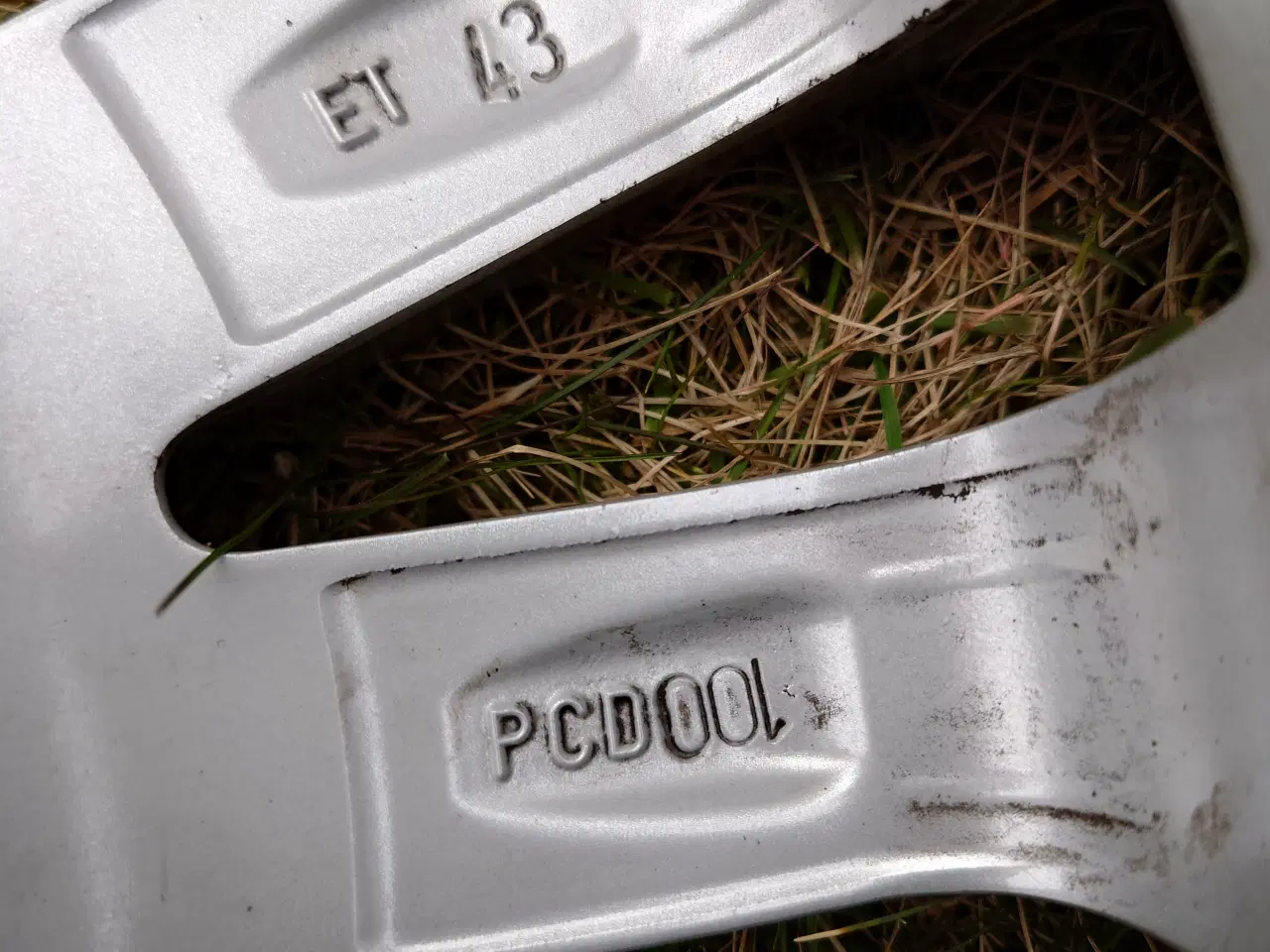 Billede 8 - Dezent TC Silver alufælge med Conti dæk