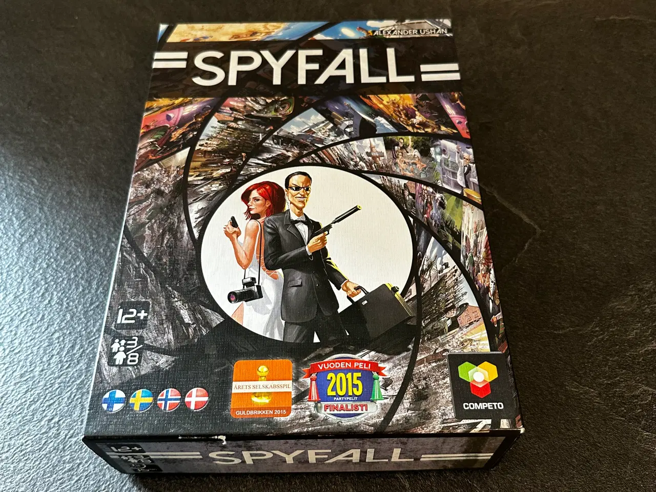 Billede 1 - Spyfall med laminerede emnekort