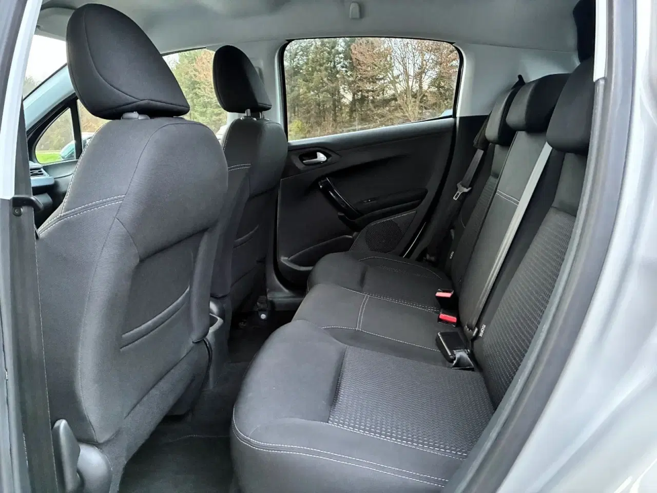 Billede 10 - Peugeot 208 1,6 BlueHDi 100 Allure