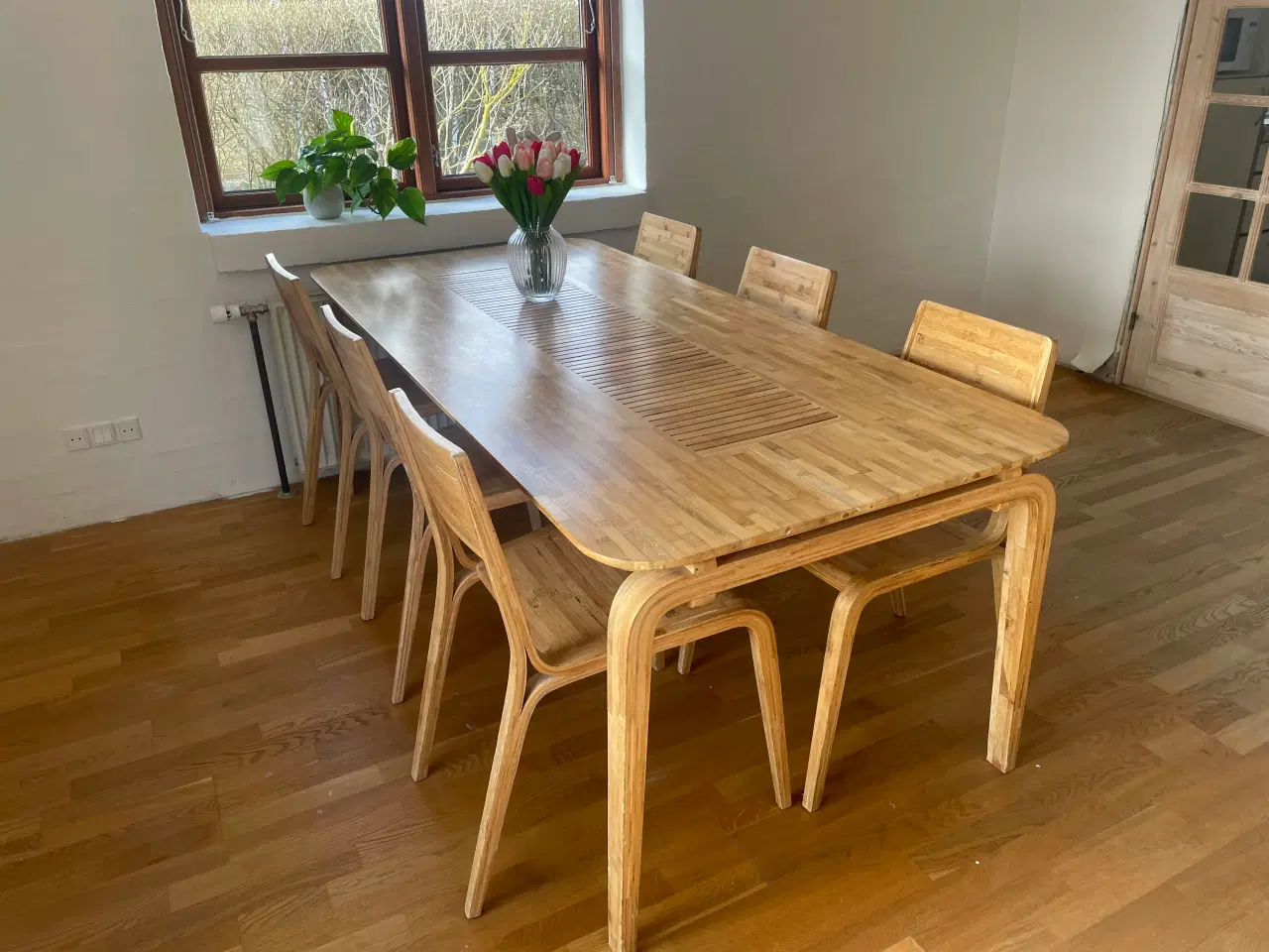 Billede 3 - Spisebord i bambus 