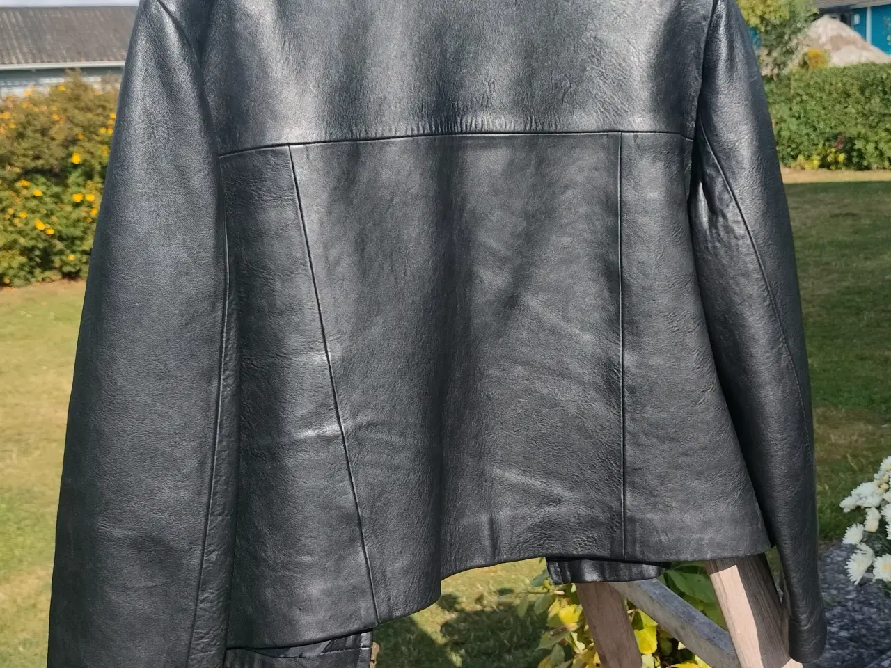 Billede 2 - Sort skindjakke, XL