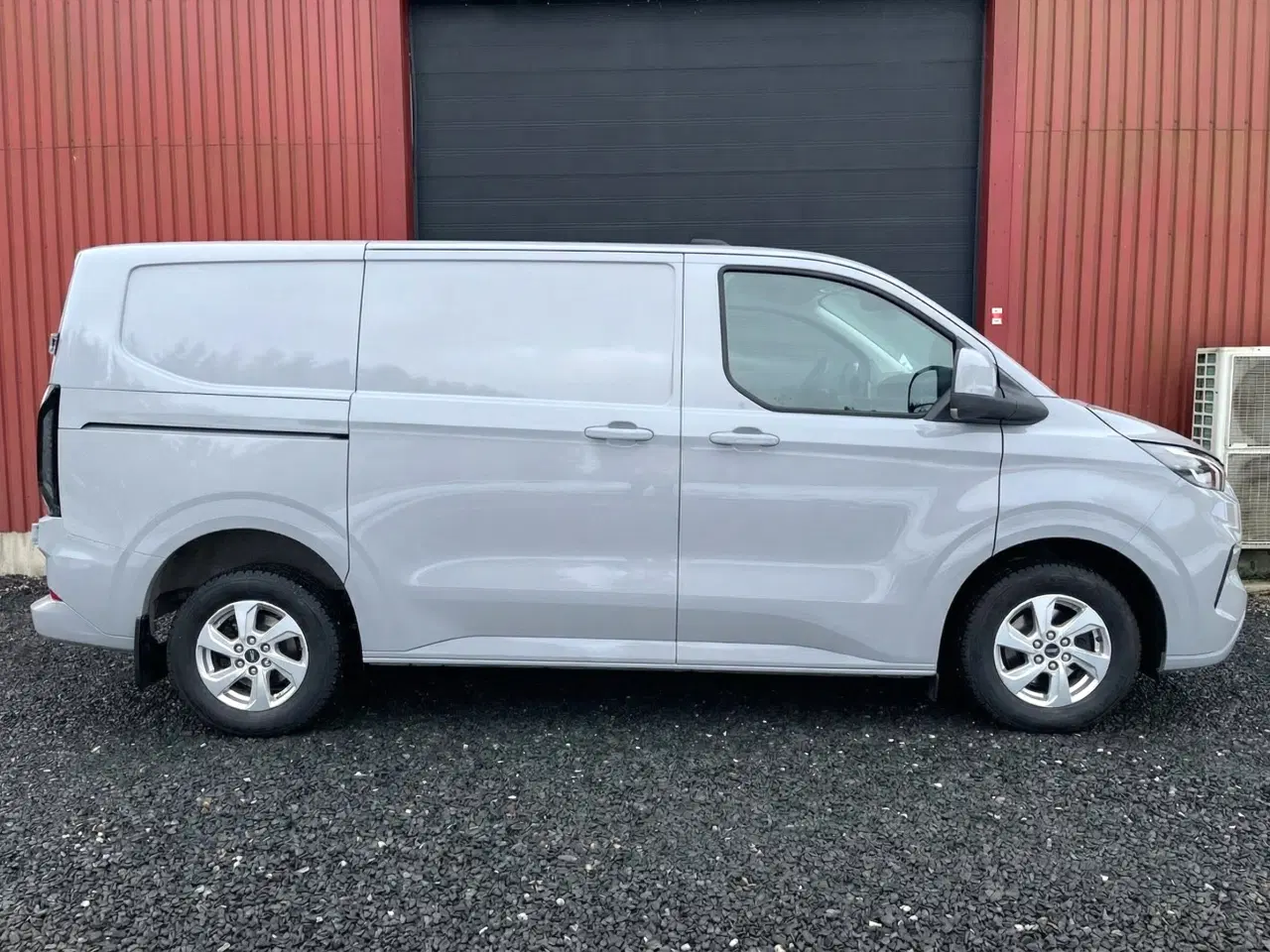 Billede 2 - (2024) Ford Transit Custom Limited M/ FULD GARANTI