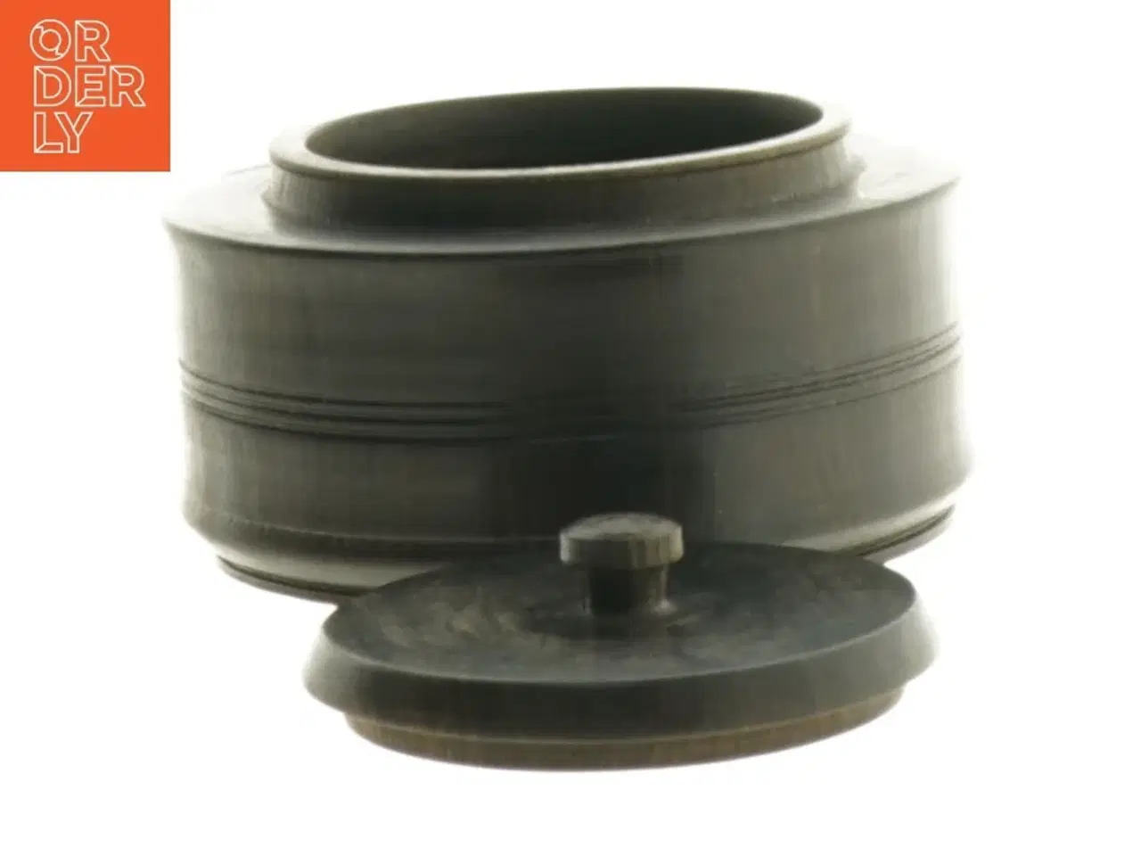 Billede 2 - Gl. træ æske med låg (str. Ø. 11 cm. h 6 cm)