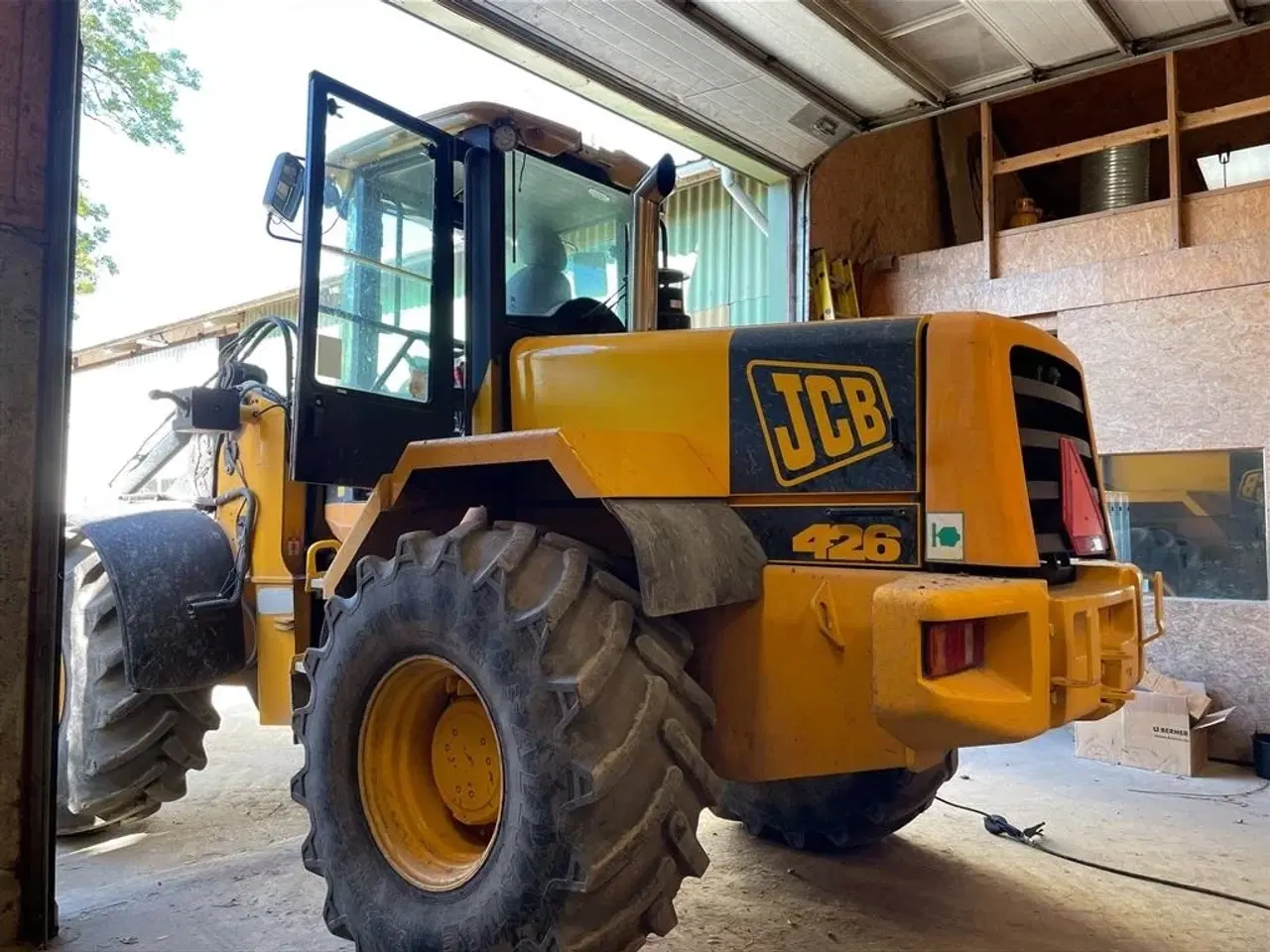 Billede 4 - JCB 426 med traktor dækmontering og hurtigskifte samt centralsmørring