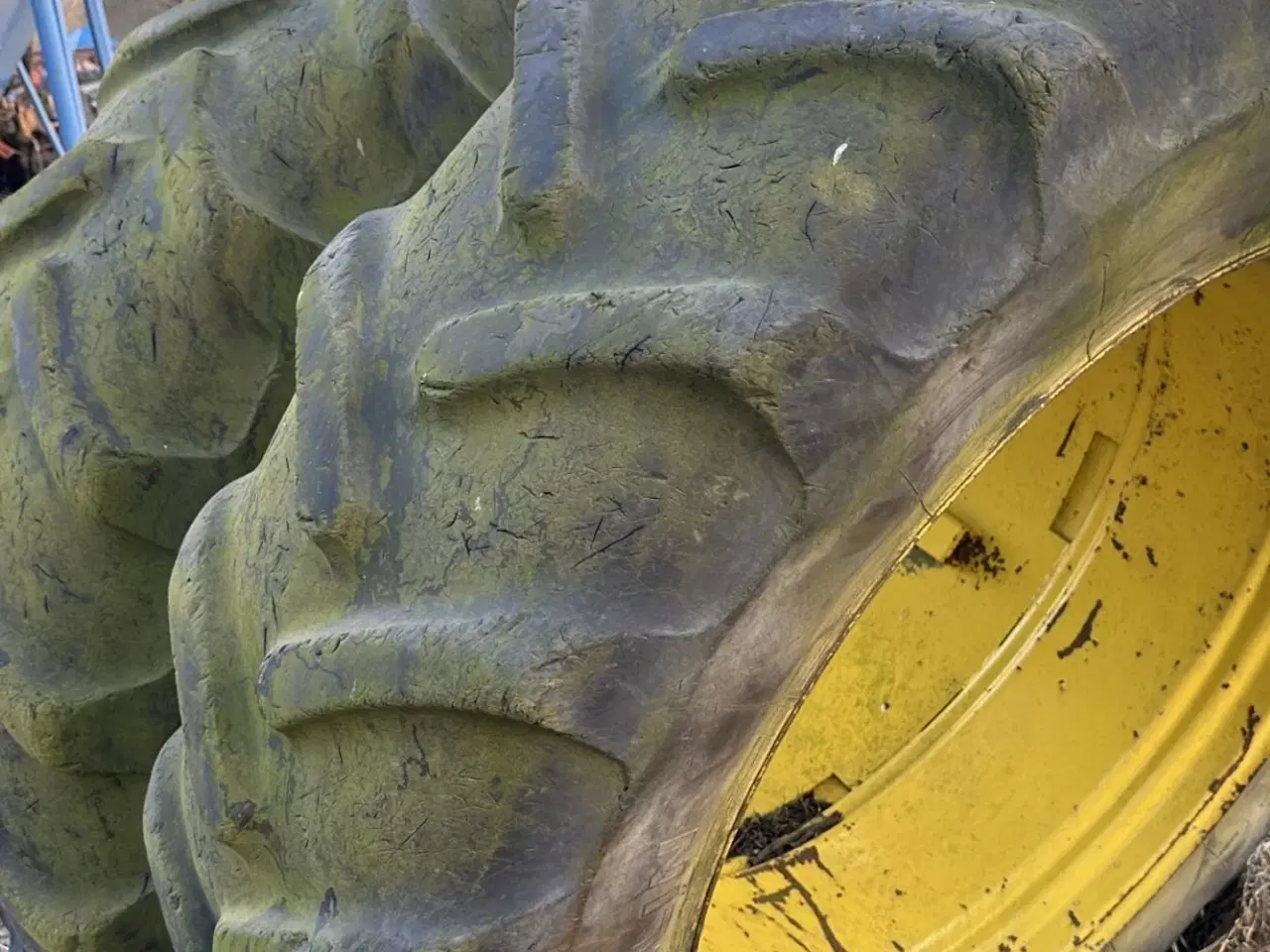 Billede 1 - Goodyear 16.9 R38