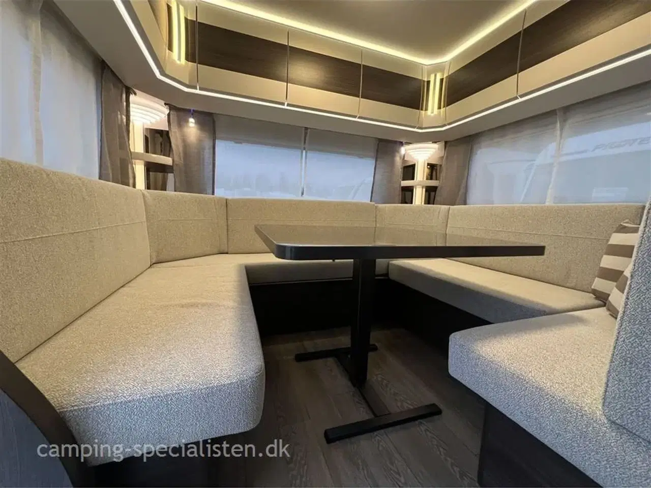 Billede 11 - 2026 - Hobby Prestige 620 CL   2026 Hobby Prestige 620 CL - Se den nu hos Camping-Specialisten.dk