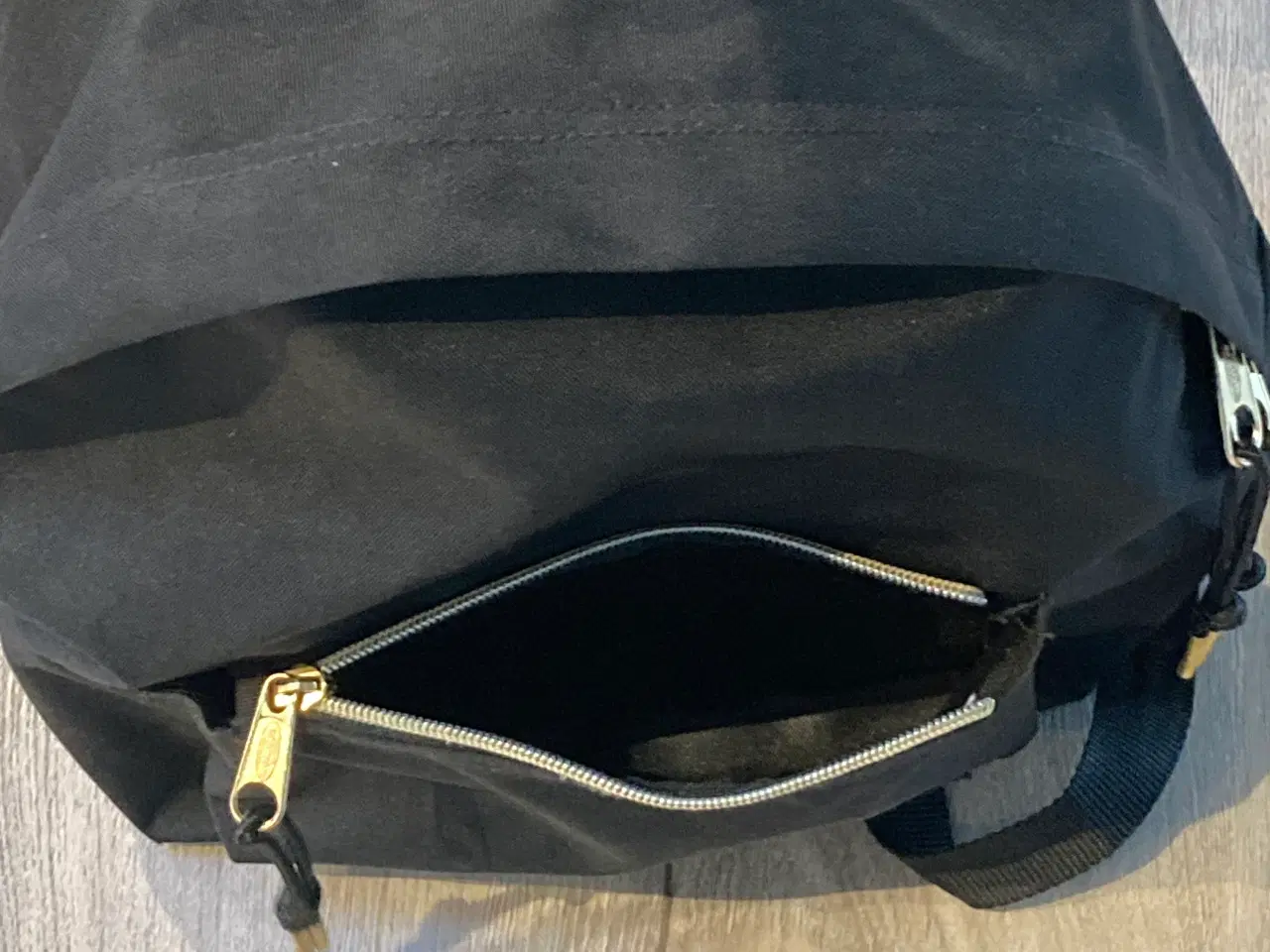 Billede 4 - Sort Eastpak rygsæk 