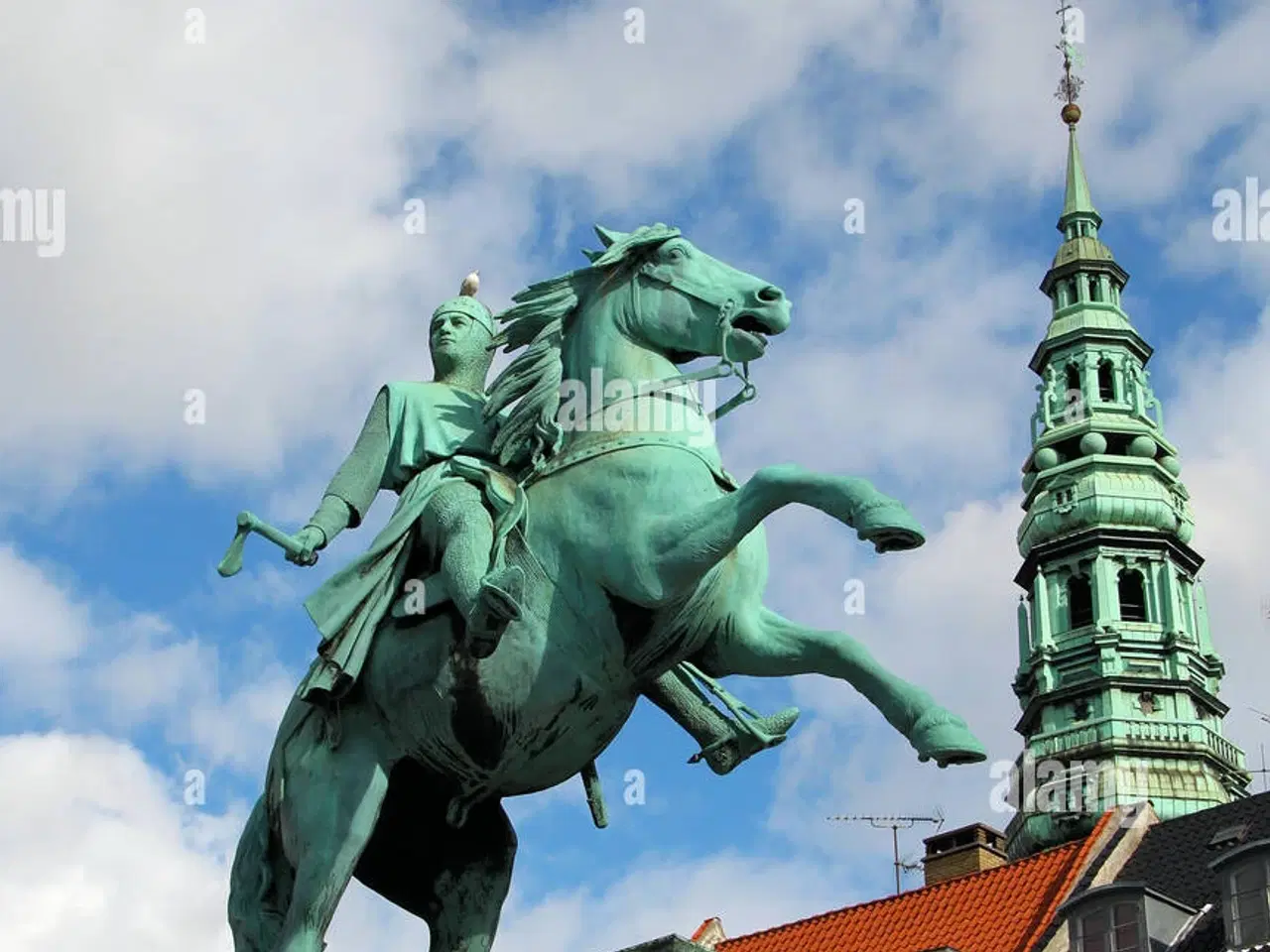 Billede 1 - JULEKALENDER ; 4 dvd ; Absalons hemmelighed ; NY