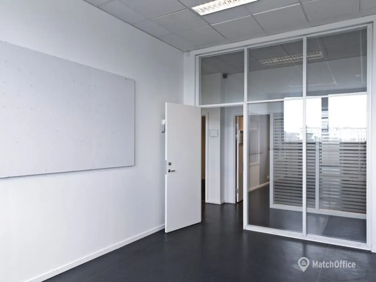 Billede 17 - Kontor i kreative omgivelser tæt på metro og centrum