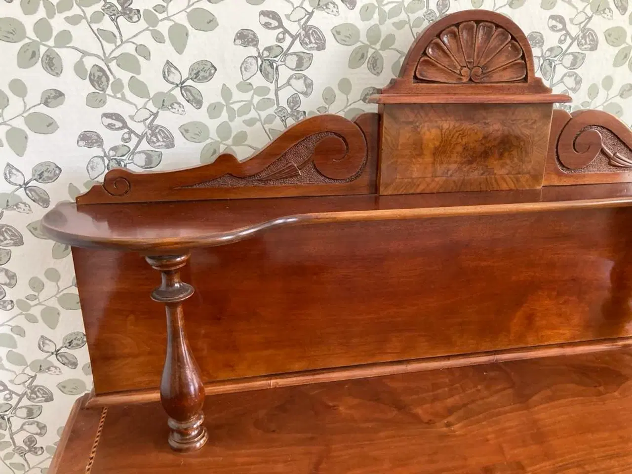 Billede 4 - Dameskrivebord fra 1880’erne