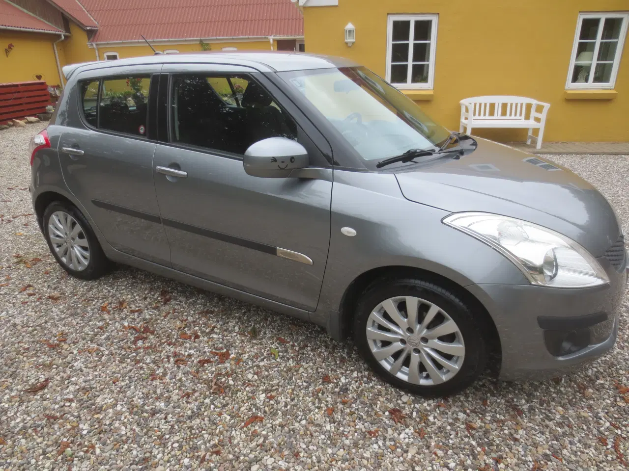 Billede 4 - Suzuki Swift 1.2 i Årg 2013. Synet 2025.