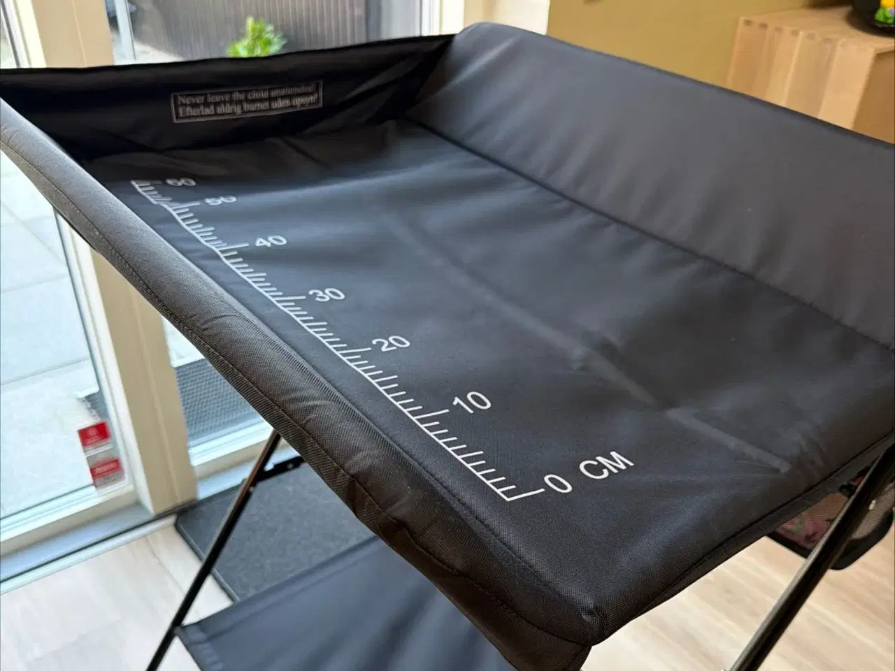 Billede 4 - Puslebord Babytrold