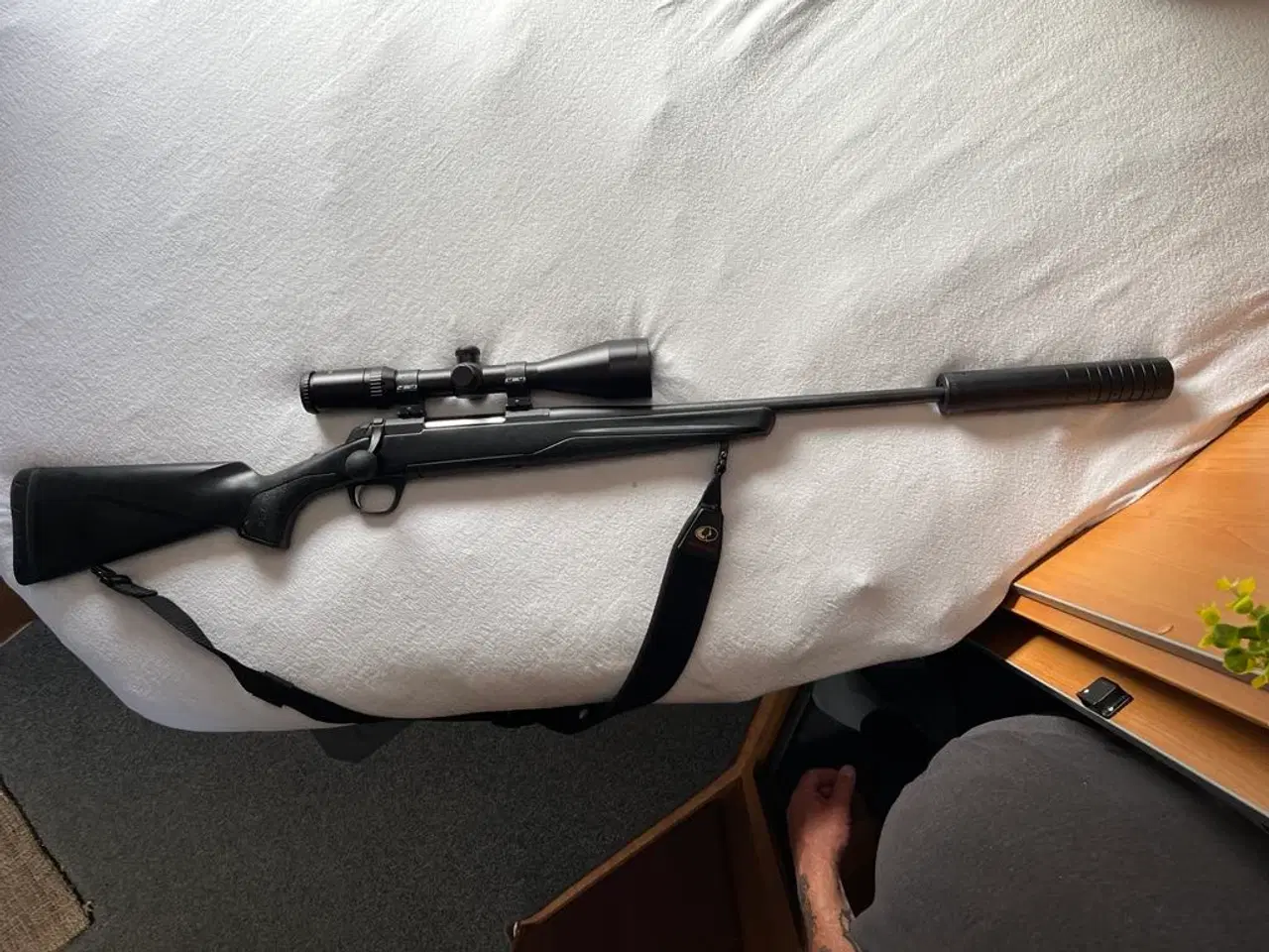 Billede 4 - Riffel BROWNING X-Bolt. 30-06, med kikkert og lydd