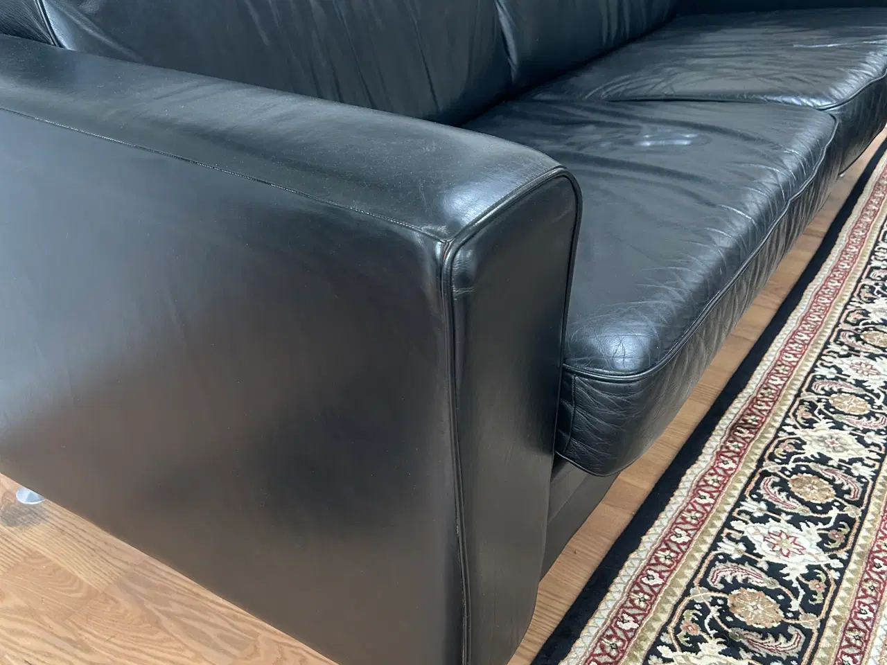 Billede 4 - Sort anallin læder sofaer 