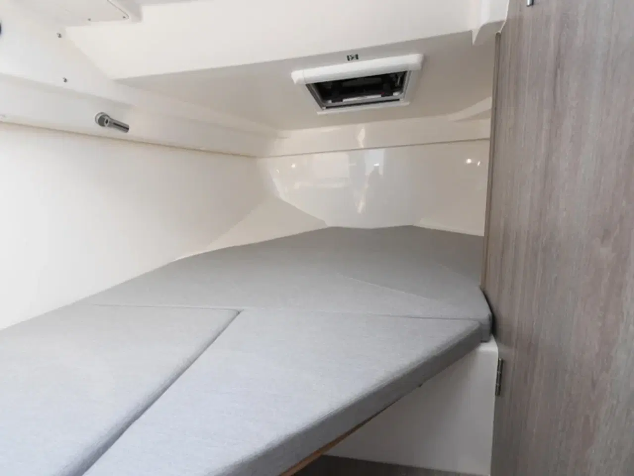 Billede 6 - Quicksilver Activ 675 Weekend med F200 Mercury DS XL V6 - med flot udstyr