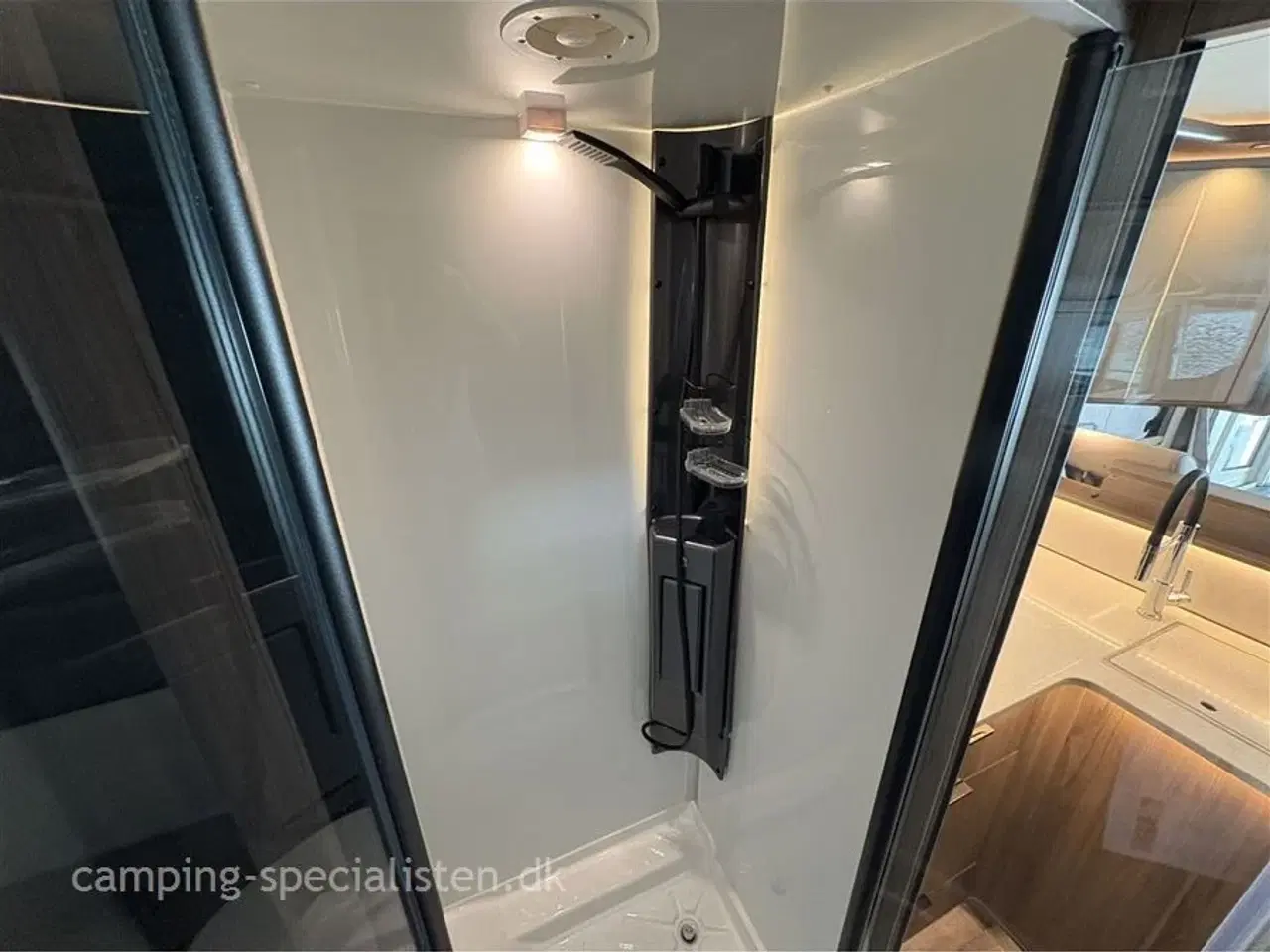 Billede 14 - 2026 - Kabe Imperial R i830 LQB   Nyhed - Kabe Imperial R i830 LQB 2026 - Se den nu hos Camping-Specialisten.dk