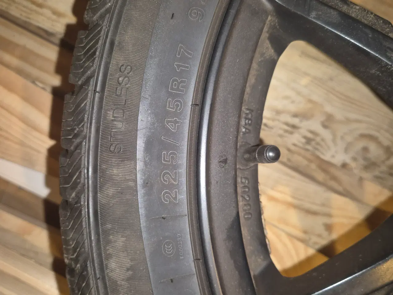 Billede 5 - 225/ 45-17 Vinter Honda