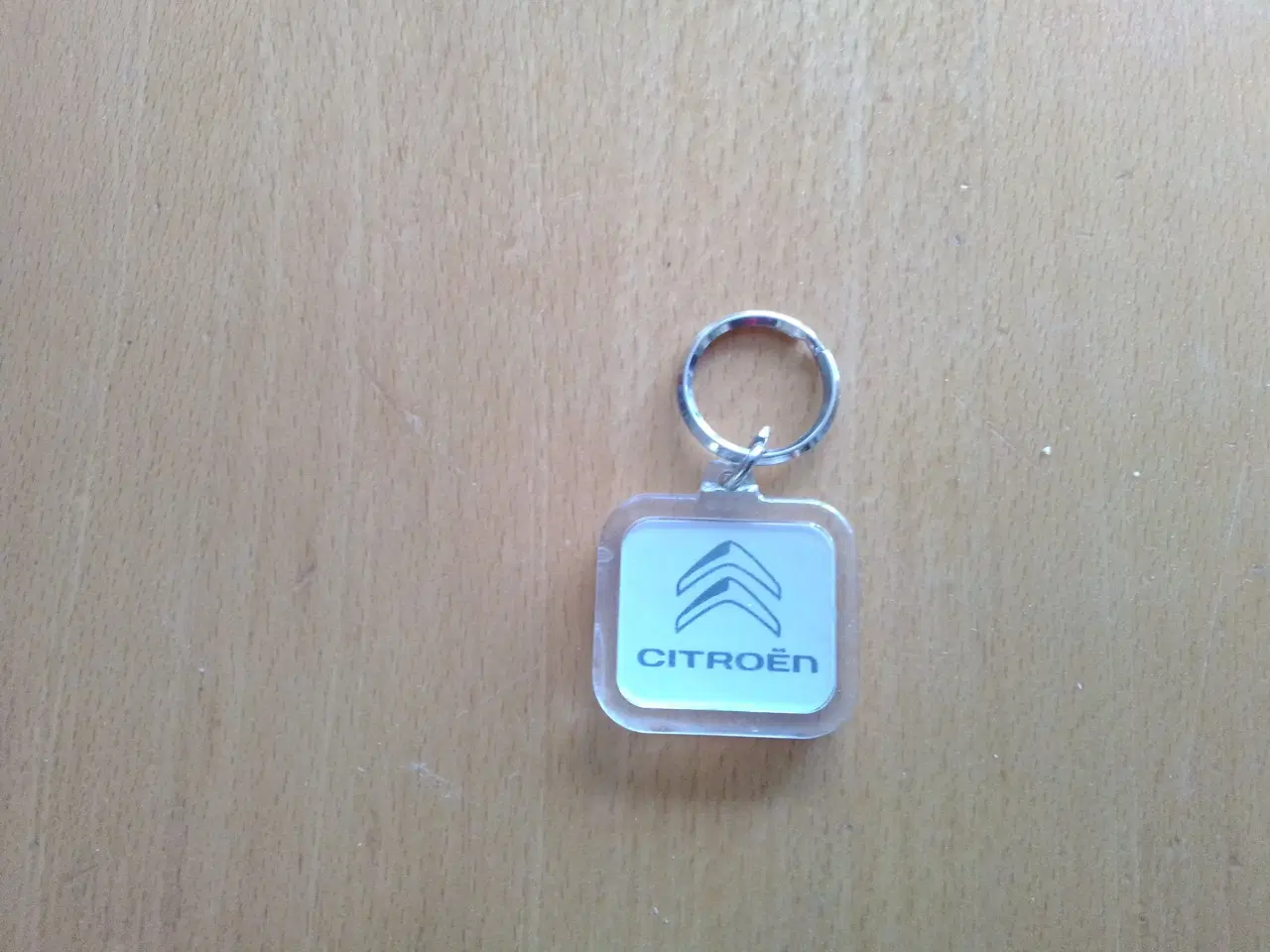 Billede 5 - 4 nøglesnore og 3 nøgleringe