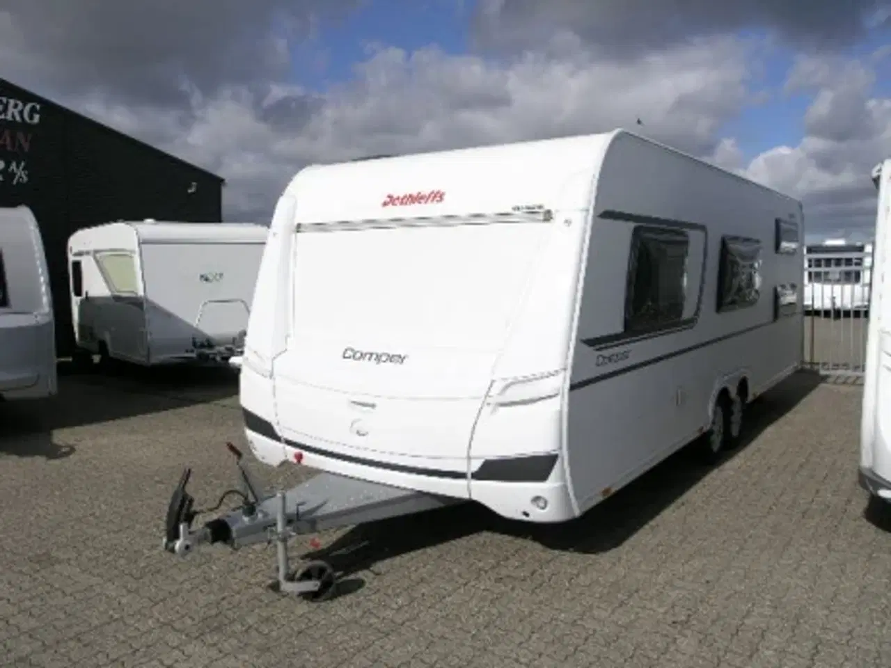 Billede 2 - Dethleffs 650 Camper FMK