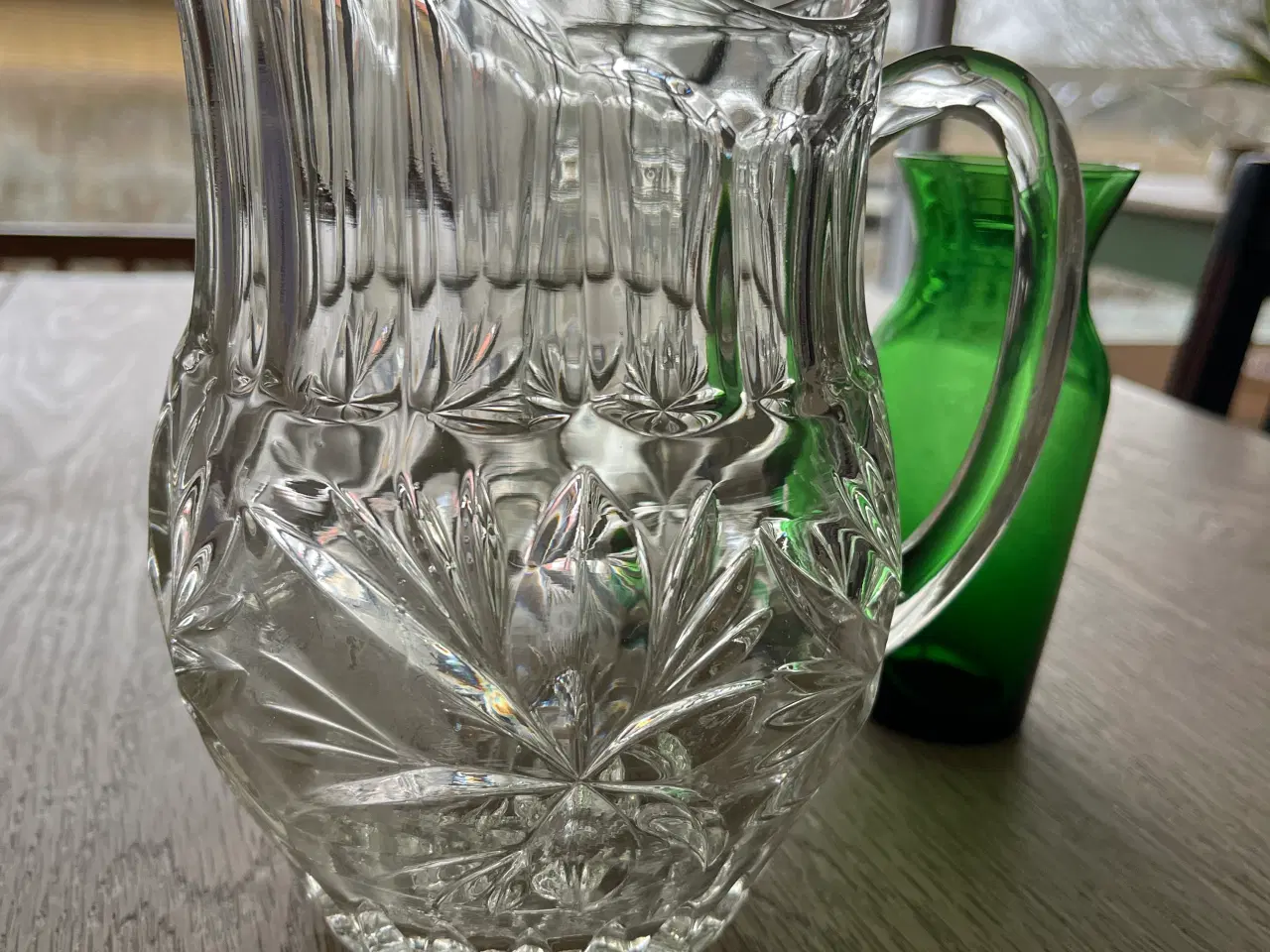 Billede 2 - Retro. Ældre glaskande, grøn vase og mælkeflasker