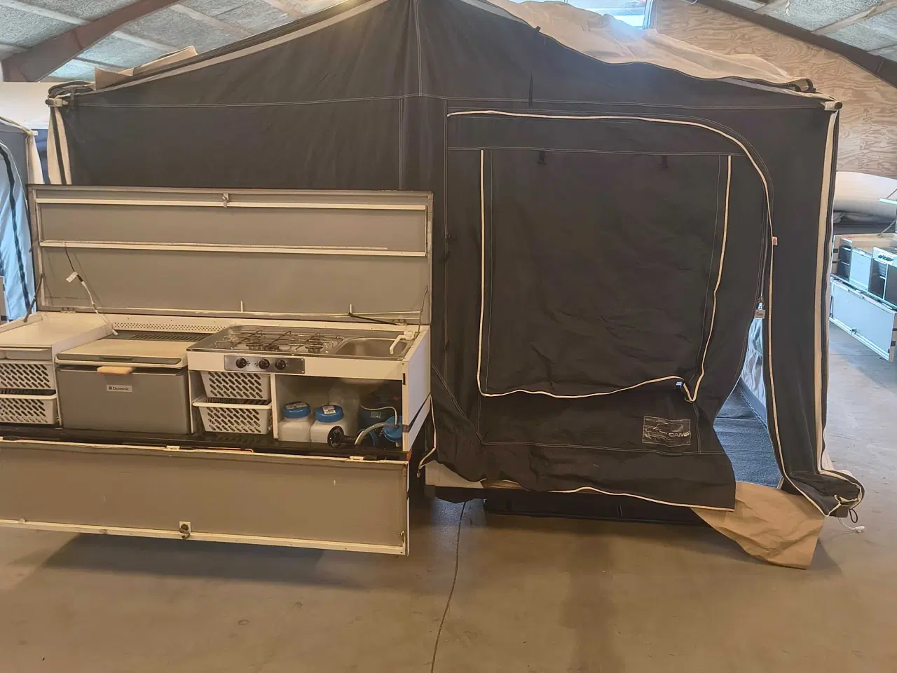 Billede 1 - Combi-camp Valley årg 2008