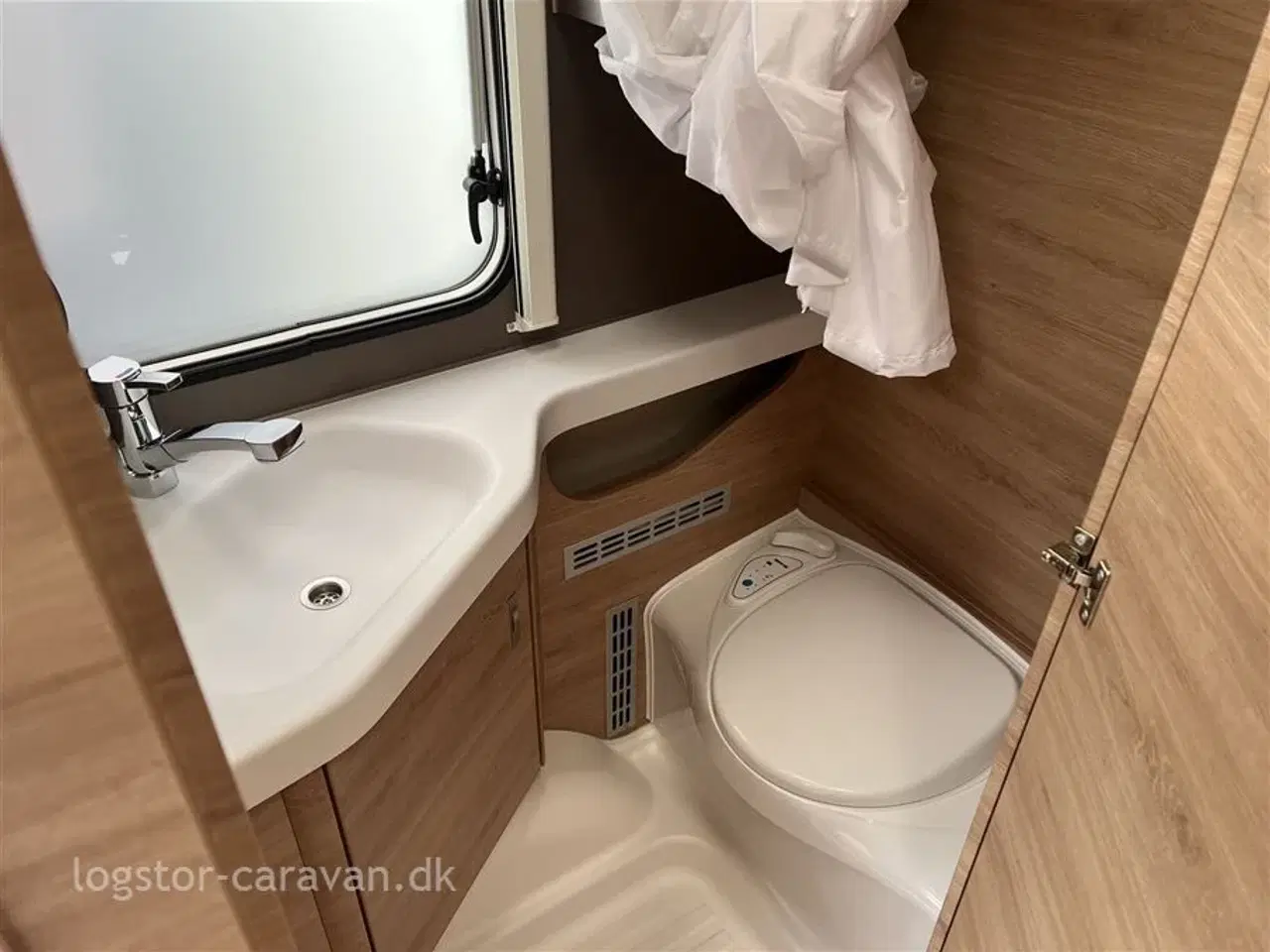 Billede 4 - 2023 - Knaus Südwind 540 UE "60 Years Celebration" Alde