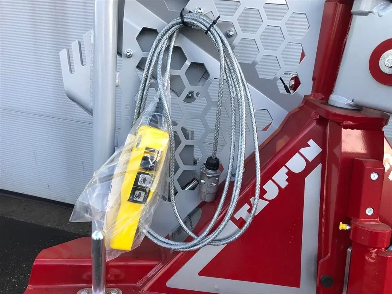 Billede 4 - Tajfun 45AHK MED FJERNSYRING RING TIL ANDERS PÅ 30559780