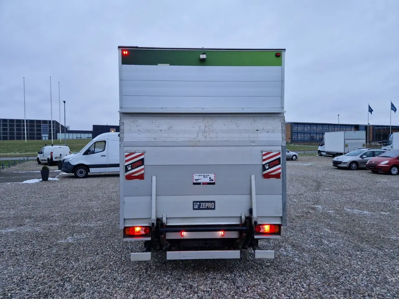 Billede 4 - VW Transporter 2,0 TDi 150 Alukasse m/lift