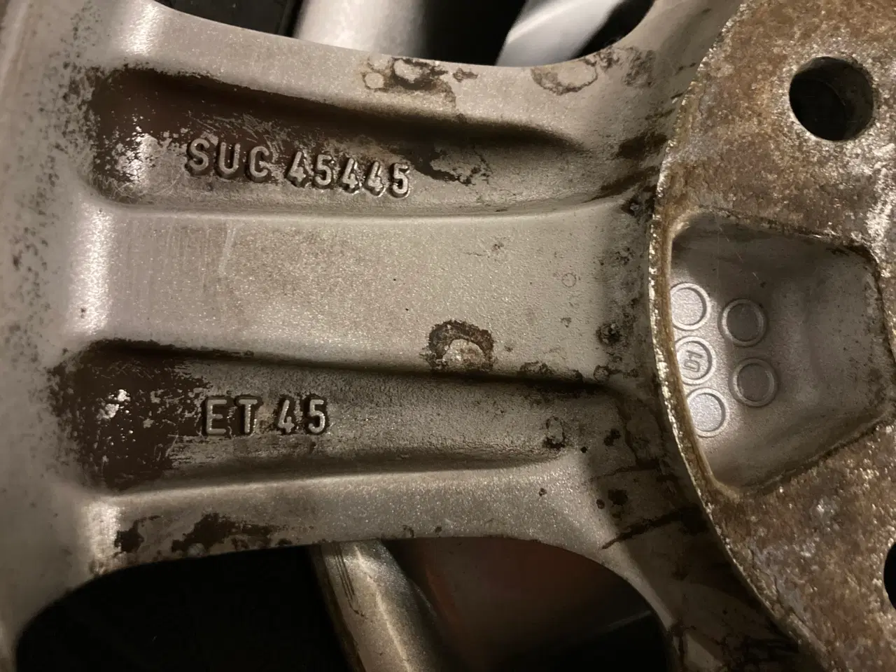 Billede 4 - 4 Suzuki Alufælge med 165/60R14 sommerdæk