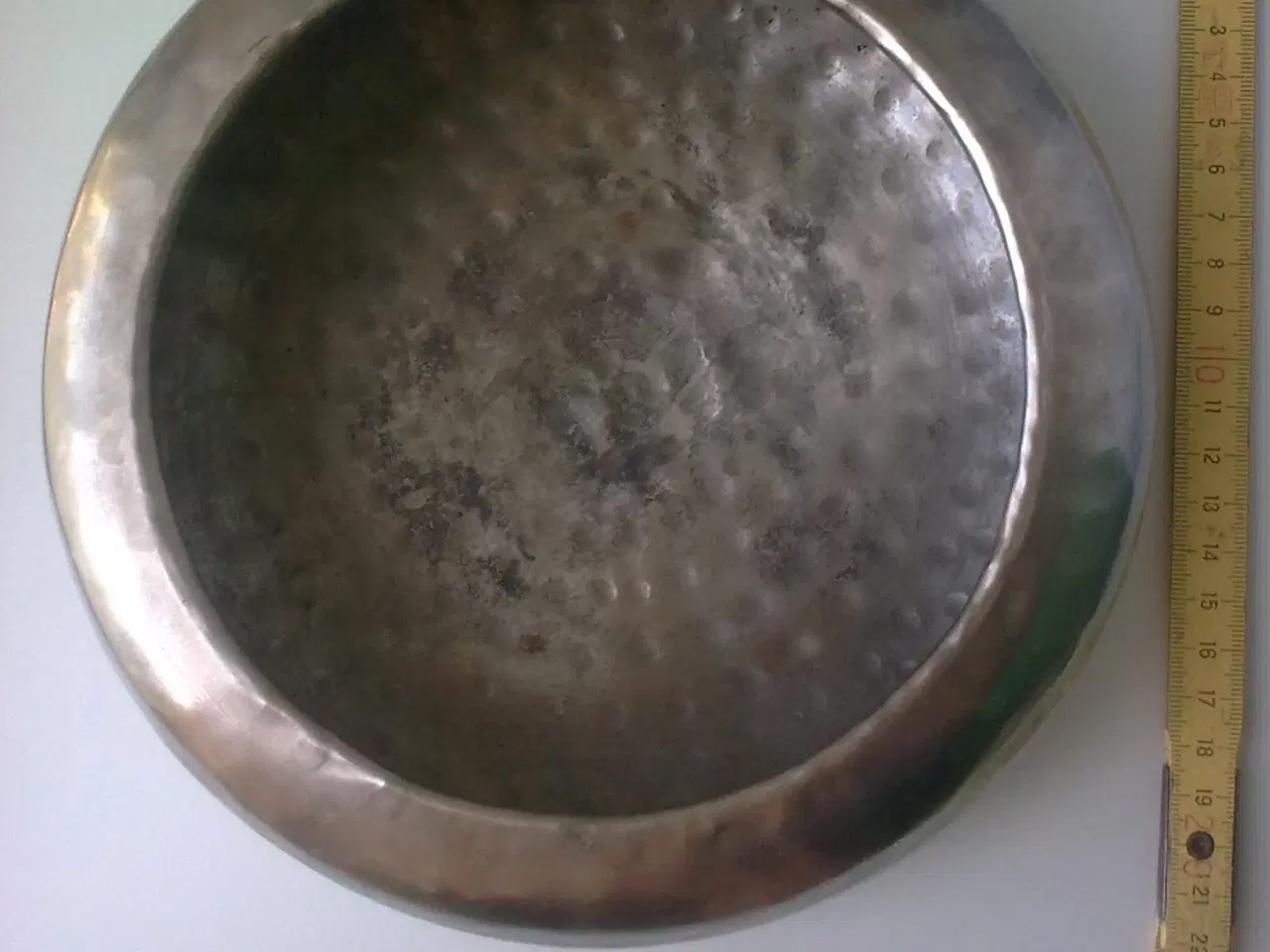 Billede 3 - Hamret metal deko skål NY eller Dansk kunst