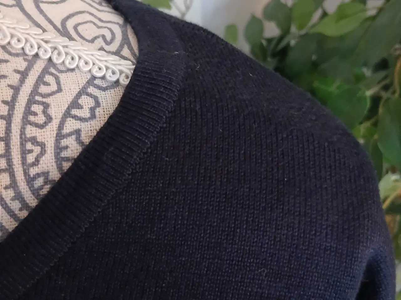 Billede 3 - Trøje. Saint Tropez. Medium/38