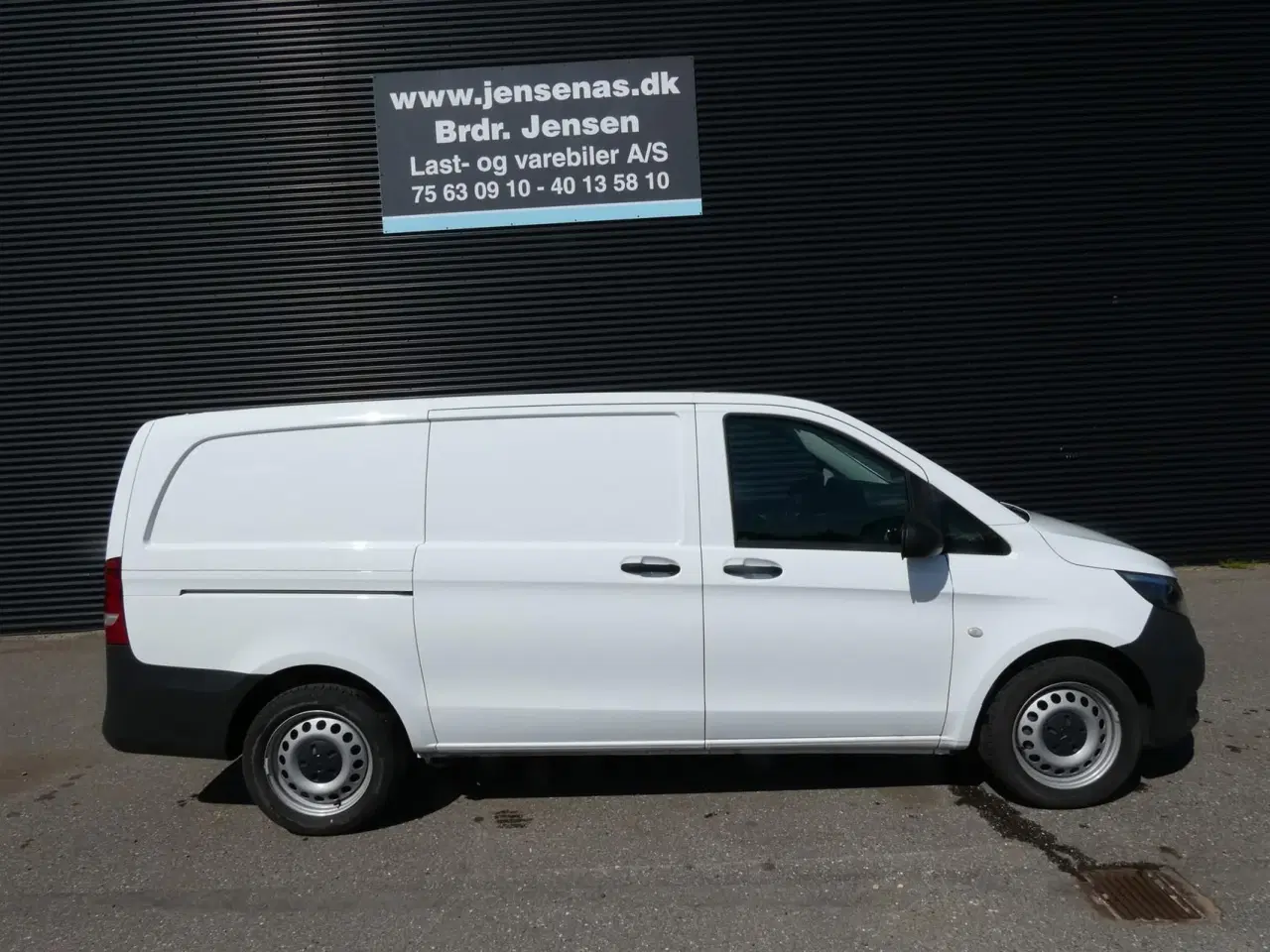 Billede 2 - Mercedes-Benz Vito 114 A2 2,0 CDI RWD 9G-Tronic 136HK Van Aut.