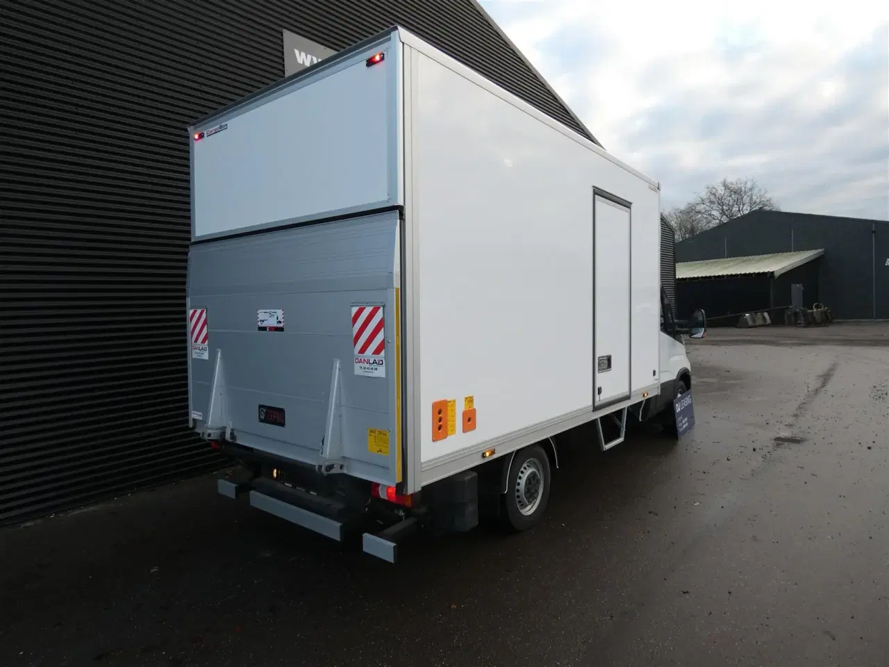 Billede 4 - Iveco Daily 35S16 4100mm 2,3 D m/Alukasse med lift Hi-Matic 156HK Ladv./Chas. 8g Aut.