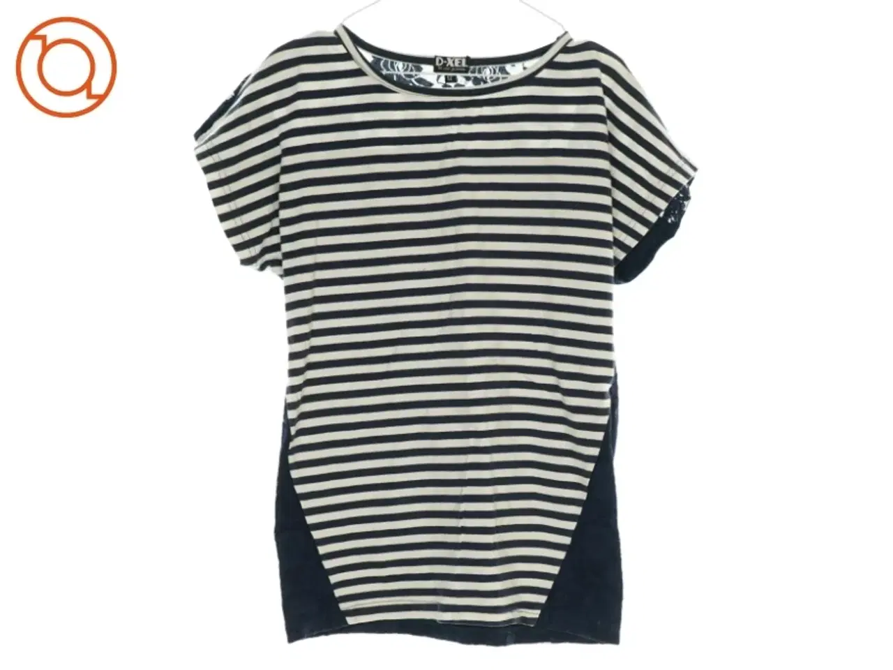Billede 1 - T shirt fra D-Xel (Str. 12 år)