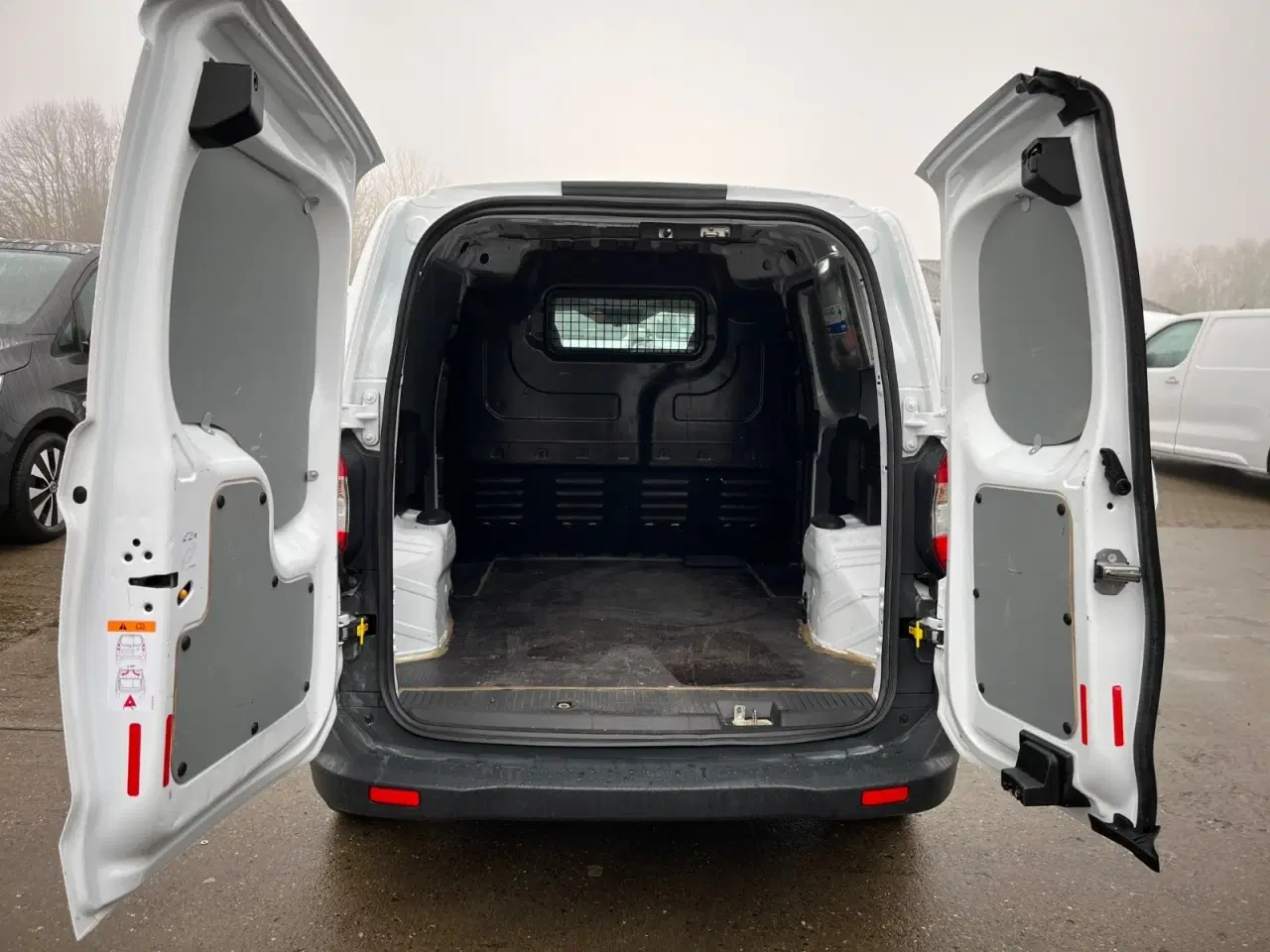 Billede 7 - Ford Transit Courier 1,5 TDCi 95 Trend Van