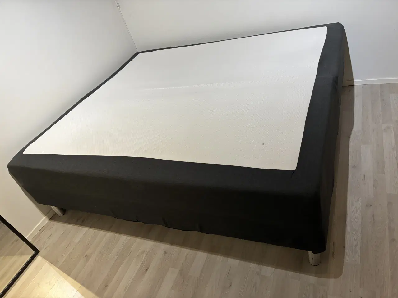 Billede 1 - Dobbeltseng 200x180cm